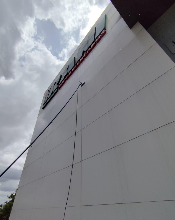 Limpeza de Fachadas Comerciais